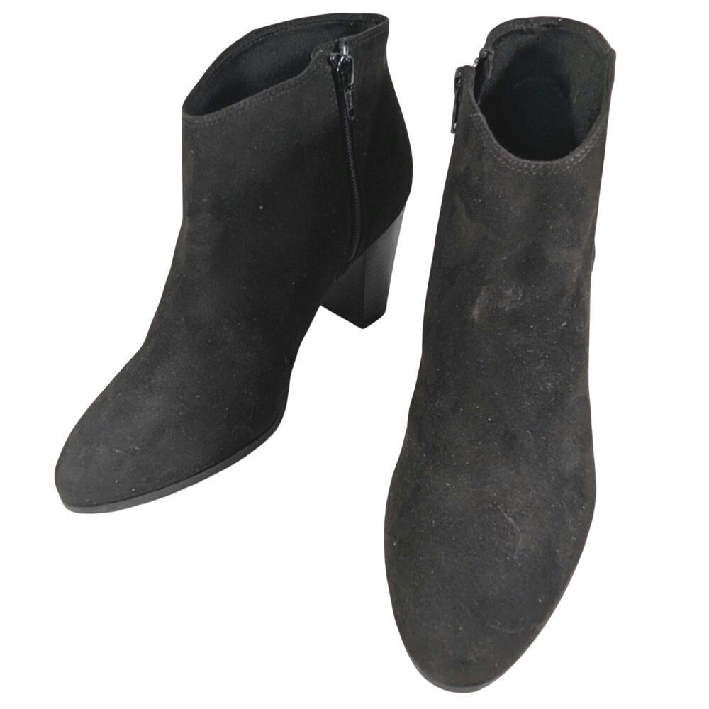 NWOT-1 SHOW! OLD NAVY! BLACK VEGAN SUEDE MICROFIBER CHUNKY HEEL BOOTS! SZ 8M